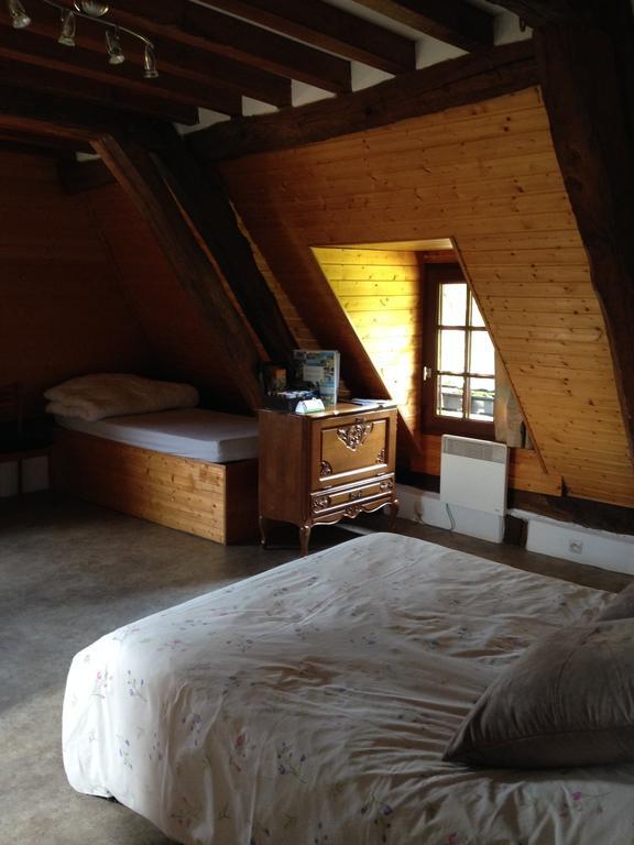 La Baronnie Bed and Breakfast Vieux-Pont Camera foto